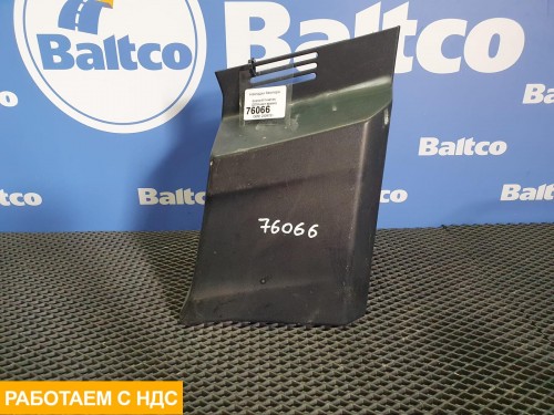 Накладка бампера левая