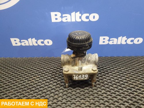 Клапан ускорительный