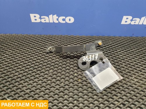 Кронштейн патрубка воздушного фильтра