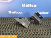 Кронштейн ускорительного клапана