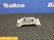 Кронштейн трубопровода