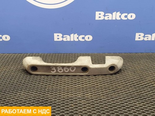 Ручка решетки радиатора левая